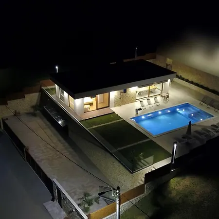 Nora Banja Luka * Motike